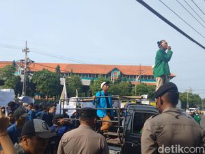 Draf Final RKUHP: Hina DPR-Kejaksaan-Polri-Pemda Terancam Penjara 18 Bulan Draf Final RKUHP: Hina DPR-Kejaksaan-Polri-Pemda Terancam Penjara 18 Bulan