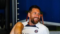 Hari Pertama Messi Balik ke PSG: Dipeluk Erat Donnarumma