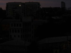 Penampakan Listrik Padam di Kota Kharkiv, Ukraina Tuduh Rusia Dalangnya