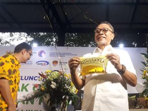 Sentilan Jokowi Buat Mendag Zulhas Sentilan Jokowi Buat Mendag Zulhas