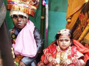 Tinggi Pengantinnya Hanya 91 & 86 Cm, Pernikahan Ini Viral Bikin Penasaran