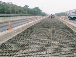 Ada Pemeliharaan Tol Jagorawi, Truk dari GT Gunung Putri Arah Jakarta Dialihkan