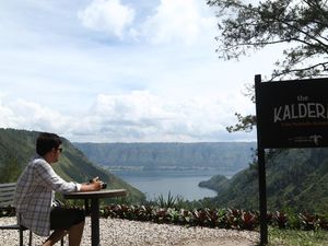UNESCO Beri Kartu Kuning ke Pengelolaan Geopark Kaldera Toba UNESCO Beri Kartu Kuning ke Pengelolaan Geopark Kaldera Toba