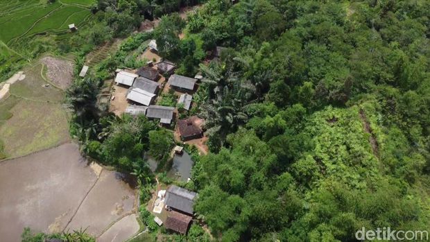 Potret Kampung Adat Miduana yang masih terjaga tradisi dan kebudayaannya