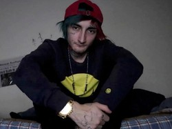 Tampang Pelaku Penembakan Massal di AS saat Berdandan Jadi Wanita