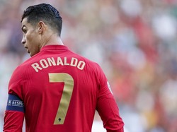 Cristiano Ronaldo Rela Potong Gaji untuk Bisa Pergi dari MU