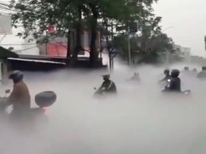 Gegana-Labfor Turun Tangan Usut Gas Putih Viral Tumpah ke Jalanan Tangerang