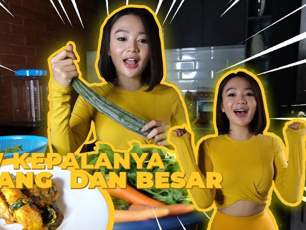 Seksi dan Jago Masak, Wika Salim Sering Masak dengan Budget Rp 20 Ribu Seksi dan Jago Masak, Wika Salim Sering Masak dengan Budget Rp 20 Ribu