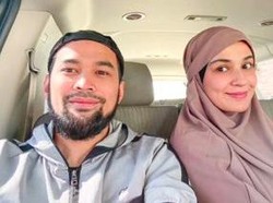 Alhamdulillah... Shireen Sungkar-Teuku Wisnu Akhirnya Berangkat Haji