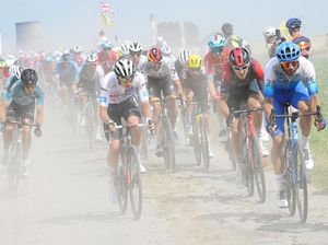 Rute Brutal Etape 5 TDF 2022 Sukses Ditaklukkan Simon Clarke Rute Brutal Etape 5 TDF 2022 Sukses Ditaklukkan Simon Clarke