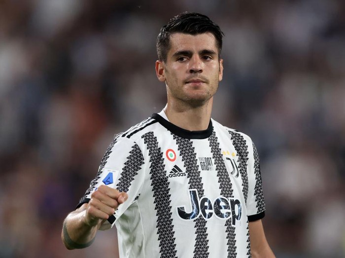 TURIN, ITALY - MAY 16: Alvaro Morata of Juventus celebrates after scoring to give the side a 2-0 lead during the Serie A match between Juventus and SS Lazio at Allianz Stadium on May 16, 2022 in Turin, Italy. (Photo by Jonathan Moscrop/Getty Images)