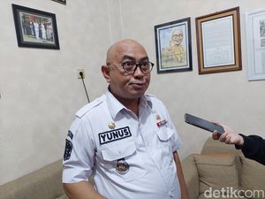 Camat Sawahan Tegaskan Dolly Tak Buka Lagi Camat Sawahan Tegaskan Dolly Tak Buka Lagi