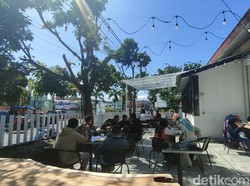 Kafe Baru Estetik Jadi Tempat Kongkow Baru di Garut