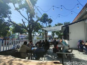 Kafe Baru Estetik Jadi Tempat Kongkow Baru di Garut Kafe Baru Estetik Jadi Tempat Kongkow Baru di Garut