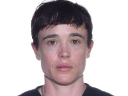 Elliot Page Pamer Foto Paspor Baru Setelah Transformasinya Jadi Transgender