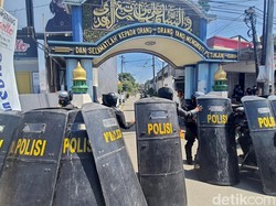 Terungkap Sosok Ajak Massa Perang Bela Bechi, Kini Diburu Polisi