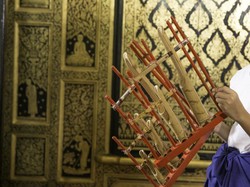 5 Lirik Lagu Sunda Terpopuler