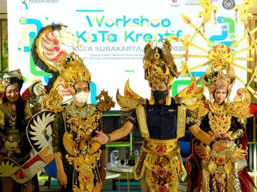 Belasan Delegasi G20 Ikut Kirab di Solo Batik Carnival Sore Ini Belasan Delegasi G20 Ikut Kirab di Solo Batik Carnival Sore Ini