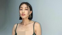 8 Gaya Seksi Jihyo TWICE yang Bikin Fans Heboh, Terbaru Pakai Mini Dress
