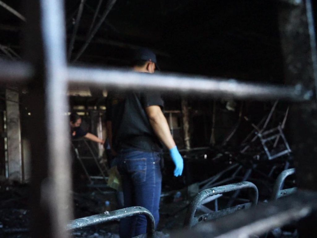 Dugaan Korsleting di Balik Kebakaran Gedung FKIP UNS Solo Kemarin