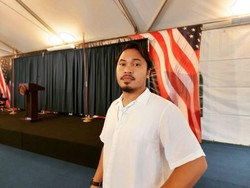 Dari Anak Tukang Tambal Ban, Leon Travis Kini Nyanyikan Lagu Kebangsaan AS di Hadapan Dubes