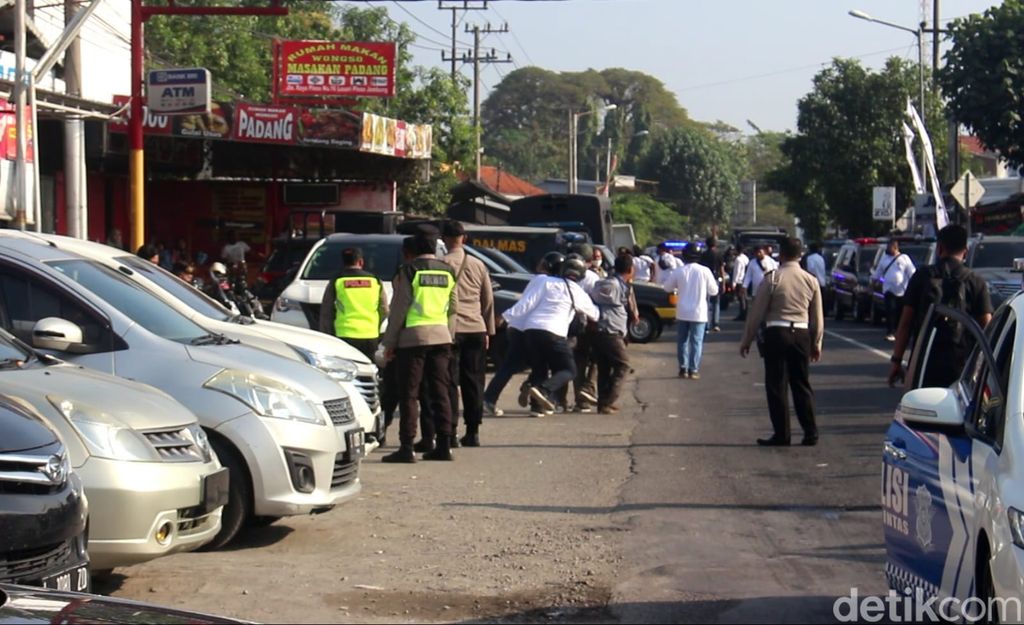 Penangkapan anak kiai di Jombang