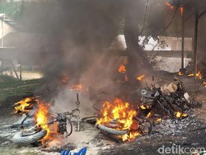 Buntut Pencuri Sawit Tewas Tertembak, Warga Bakar 30 Motor Karyawan Perkebunan Buntut Pencuri Sawit Tewas Tertembak, Warga Bakar 30 Motor Karyawan Perkebunan