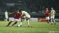 Meski kedua tim banyak bikin peluang, sampai laga tuntas tak ada gol tercipta.