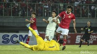 Di sisi lain, Vietnam akan saling bunuh dengan Thailand dan hasil imbang bisa menguntungkan Garuda Nusantara karena unggul selisih gol atas pasukan Salvador Valero Garcia.