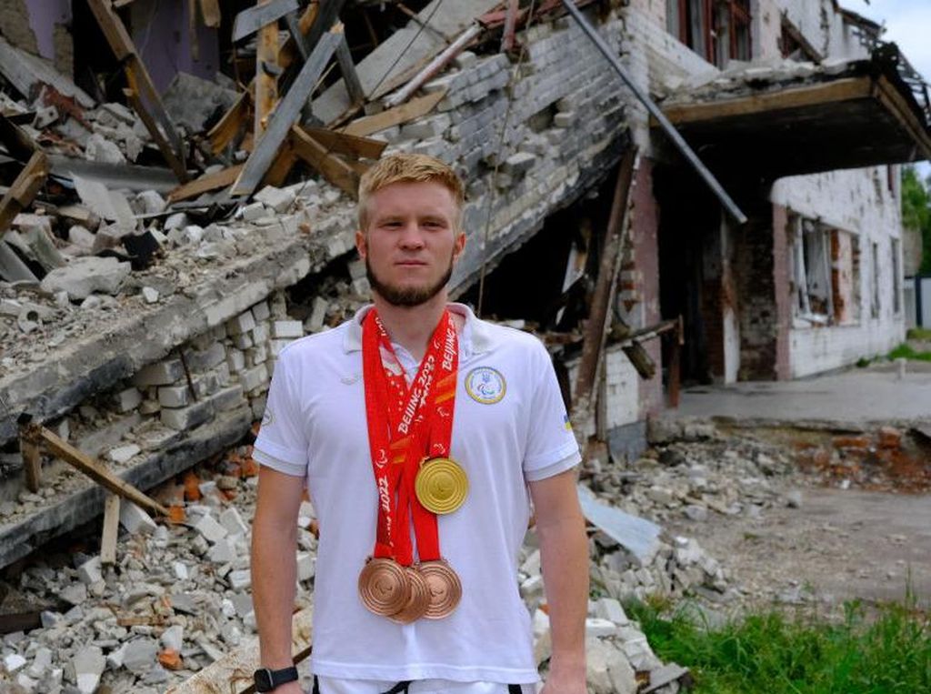 Atlet Paralimpik Ini Jual Medali untuk Donasi ke Tentara Ukraina