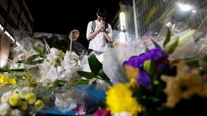 Duka Warga Jepang Usai Shinzo Abe Tewas Ditembak