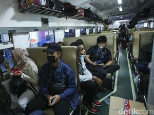 Syarat PCR-Antigen Dihapus, Naik Transportasi Umum Wajib Booster! Syarat PCR-Antigen Dihapus, Naik Transportasi Umum Wajib Booster!