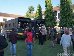 318 Jemaah-Santri Ponpes Shiddiqiyyah Dipulangkan dari Polres Jombang