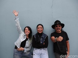 Kotak Tetapkan Segitiga Selamanya