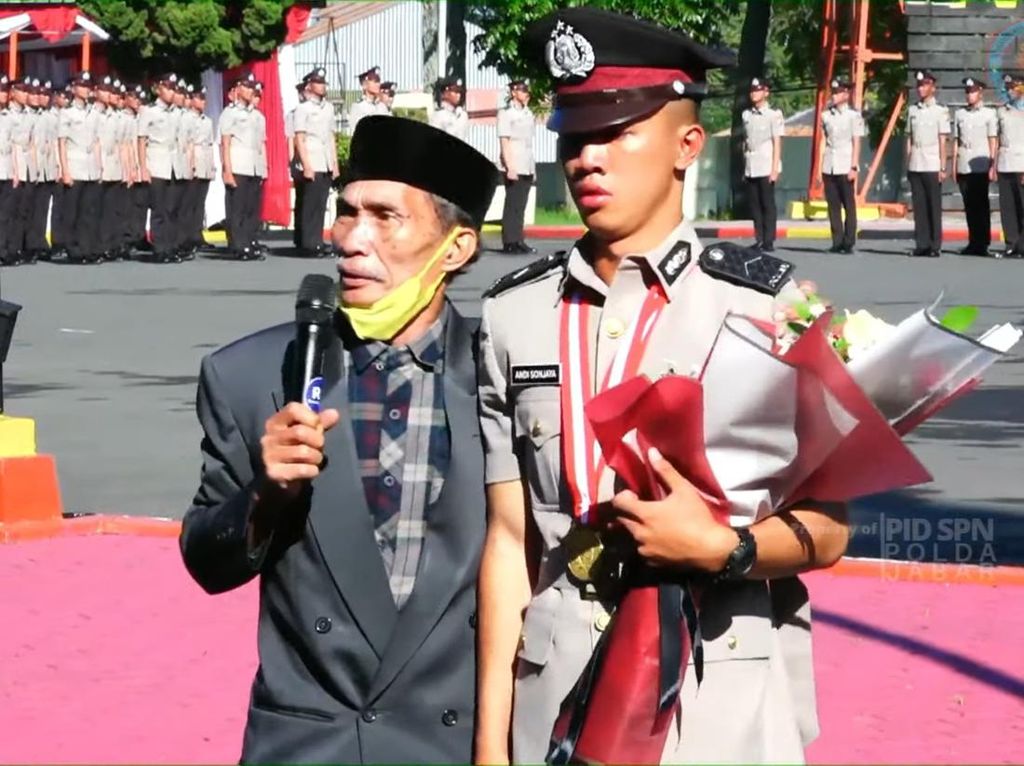 Anak Sopir Angkot di Bandung Jadi Polisi dengan Nilai Terbaik