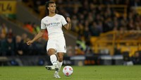 Bek: Nathan Ake, masih dibidik dari Man City. Foto: Malcolm Couzens/Getty Images