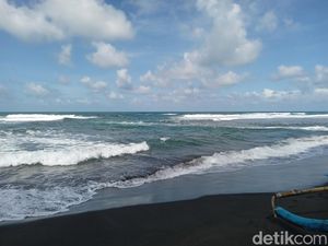 Gempa Dua Kali Guncang Pangandaran, BPBD: Tak Berpotensi Tsunami Gempa Dua Kali Guncang Pangandaran, BPBD: Tak Berpotensi Tsunami