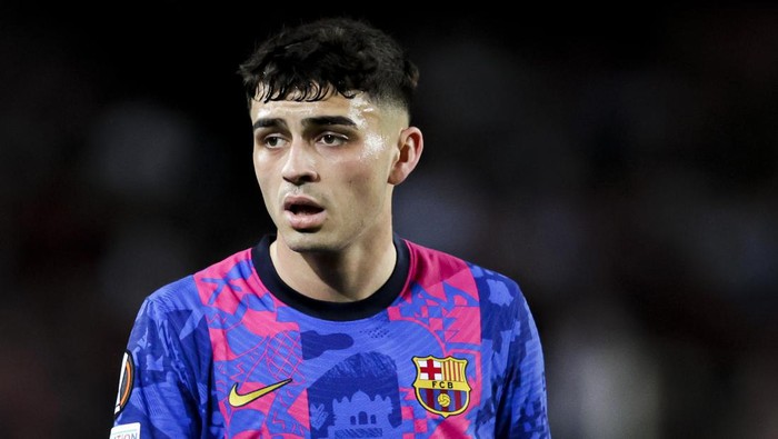 BARCELONA, SPAIN - APRIL 14: Pedri of FC Barcelona during the UEFA Europa League   match between FC Barcelona v Eintracht Frankfurt at the Camp Nou on April 14, 2022 in Barcelona Spain (Photo by David S. Bustamante/Soccrates/Getty Images)