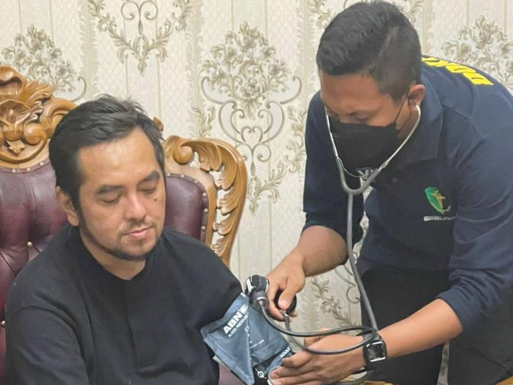 Timeline Mas Bechi DPO Kasus Cabul Dikepung Polisi hingga Serahkan Diri Timeline Mas Bechi DPO Kasus Cabul Dikepung Polisi hingga Serahkan Diri
