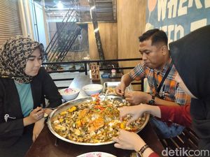 Kenyang Makan Mi Becek Seafood, Bisa Dikeroyok 4 hingga 6 Orang