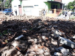 Tembok Dijebol Ekskavator di Kartasura Ternyata Eks Rumah Patih