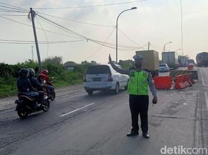 Antisipasi Kemacetan Weekend, Polisi Rekayasa Jalur Utara-Selatan Gresik.