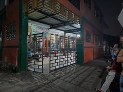 Sudah 7 Jam, Polisi Masih Geledah Ponpes Depok Terkait Ustaz Cabul