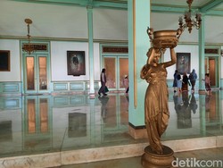 Ragam Pantangan saat Wisata ke Pura Mangkunegaran, Ada Dilarang Motret!