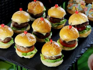 Seru! Brunch Bareng Si Kecil dengan Menu Buffet dan Area Bermain Seru! Brunch Bareng Si Kecil dengan Menu Buffet dan Area Bermain