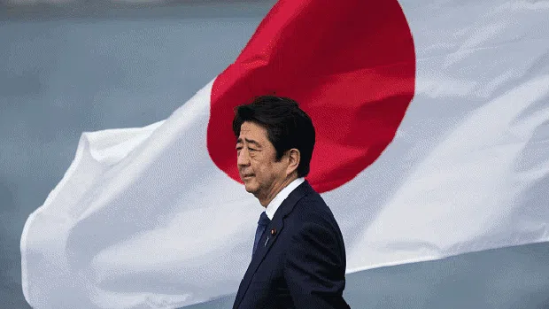 Kabar mengejutkan datang dari mantan Perdana Menteri Jepang Shinzo Abe yang ditembak di bagian dadanya saat berpidato di Kota Nara, Jepang, Jumat (8/7/2022). Begini Sosoknya