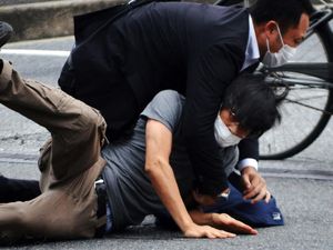 Profil Tetsuya Yamagami, Sosok di Balik Penembakan Shinzo Abe Profil Tetsuya Yamagami, Sosok di Balik Penembakan Shinzo Abe