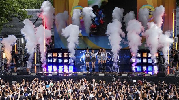 AESPA Tampil di Konser Musim Panas di Central Park New York South Korean band AESPA perform at ABC Good Morning America summer concert series in Central Park in New York City, U.S., July 8, 2022. REUTERS/Eduardo Munoz