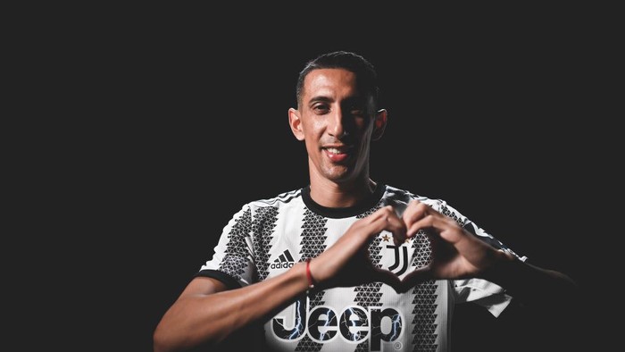 TURIN, ITALY - JULY 08: Juventus Unveil New Signing Angel Di Maria on July 8, 2022 in Turin, Italy. (Photo by Daniele Badolato - Juventus FC/Juventus FC via Getty Images)