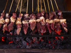 Intip Resep Sate Kambing Empuk-Antiprengus dari Warung Pak Bustaman